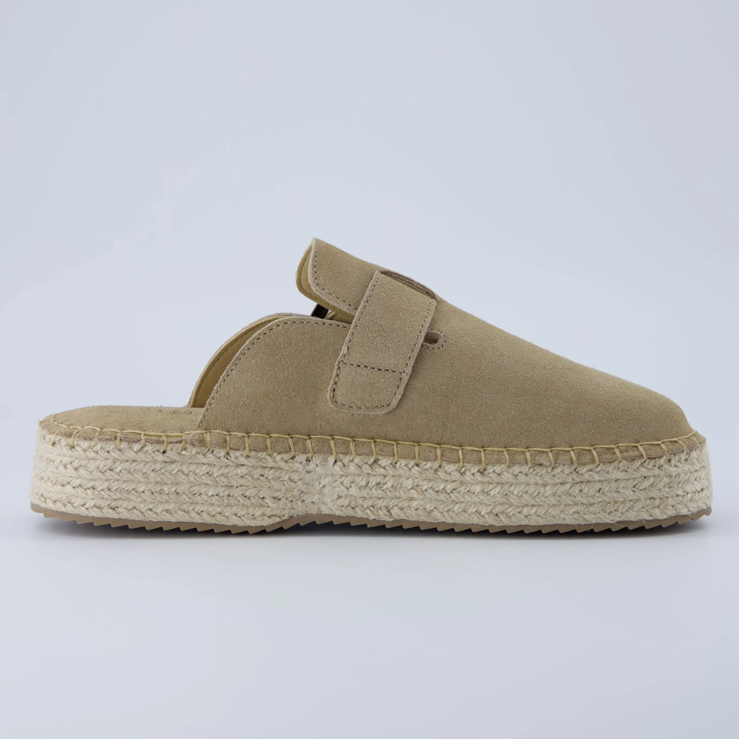 Clogs & Mules>Cushionaire Andy Espadrille Clog