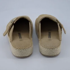 Clogs & Mules><noscript><img width=