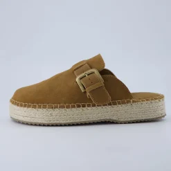 Clogs & Mules><noscript><img width=