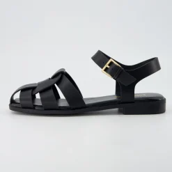Flat Sandals><noscript><img width=