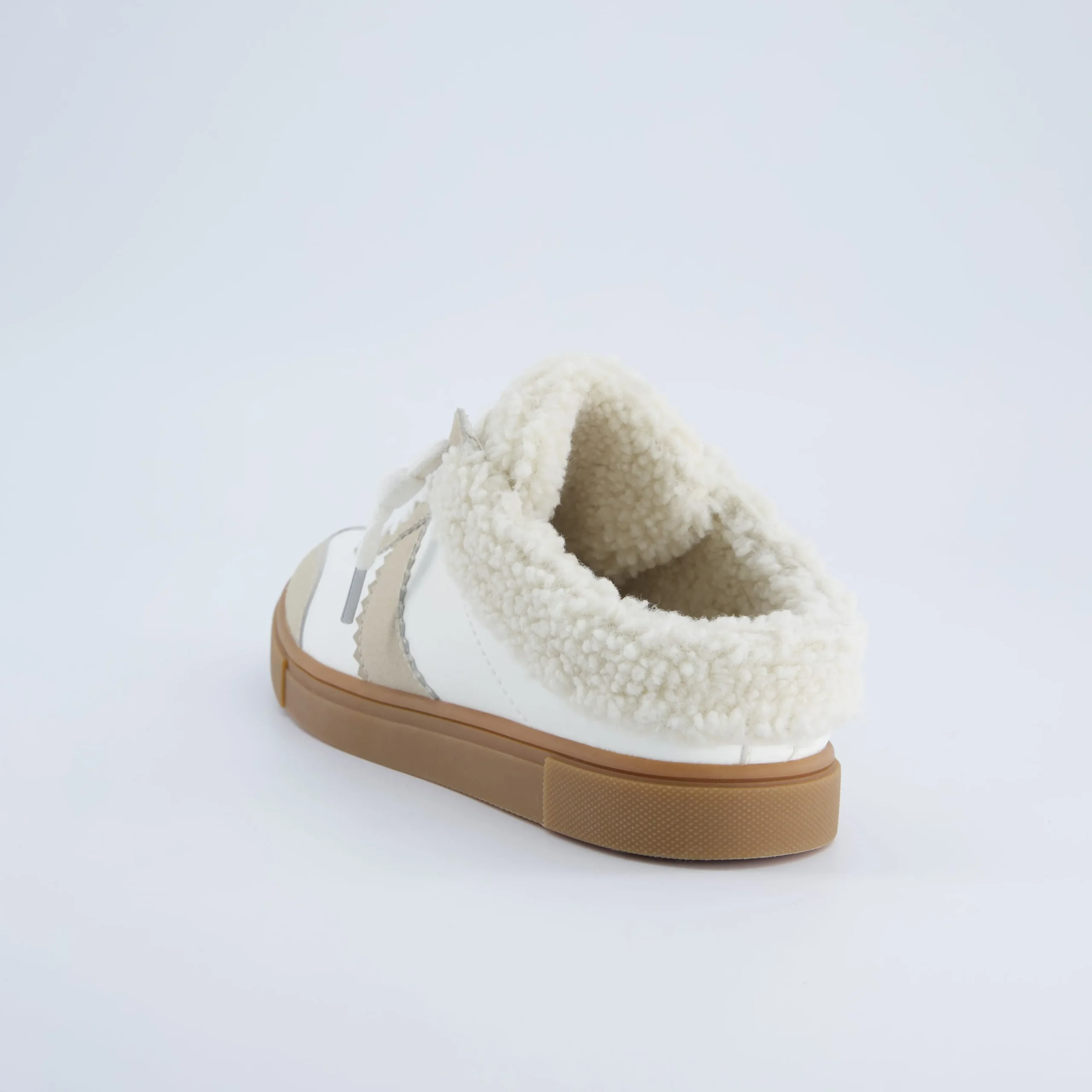 Fashion Sneakers | Sneakers>Cushionaire Blade Cozy Lined Sneaker White