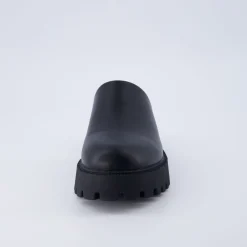 Clogs & Mules><noscript><img width=