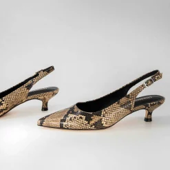 Pumps>Cushionaire Boss Slingback Heels