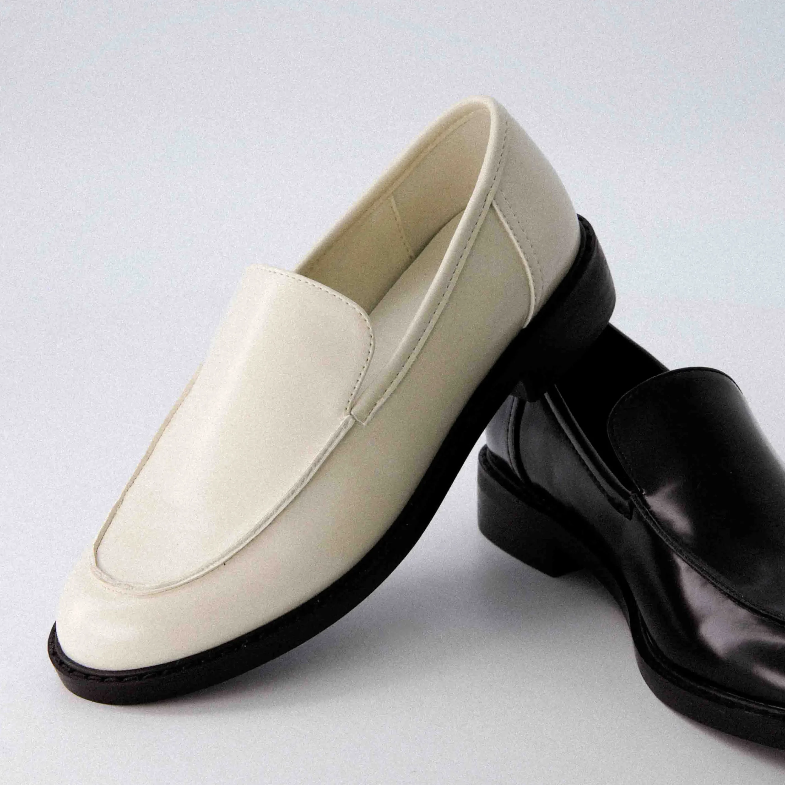 Loafers | Casuals>Cushionaire Cambridge Patent Loafer