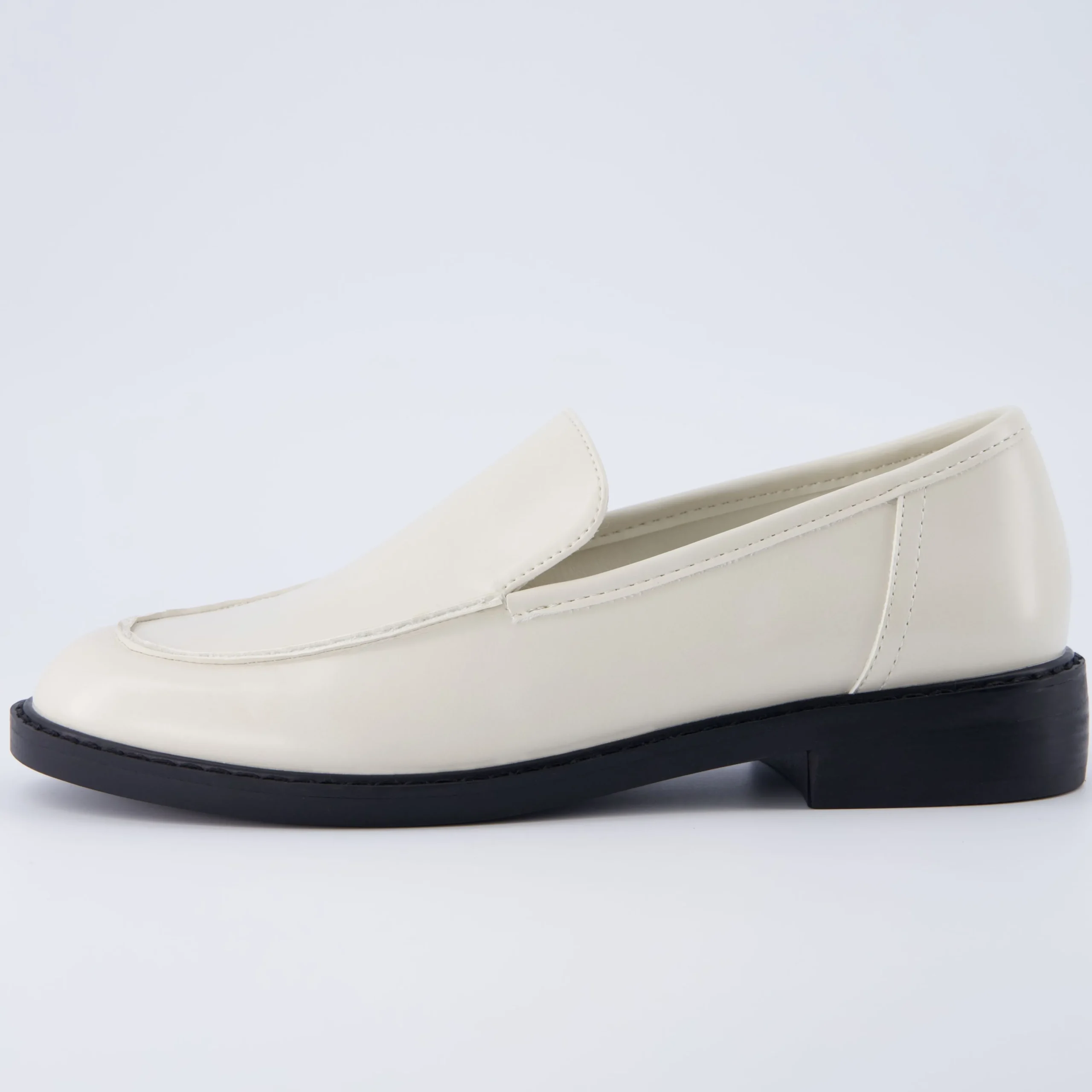 Loafers | Casuals>Cushionaire Cambridge Patent Loafer