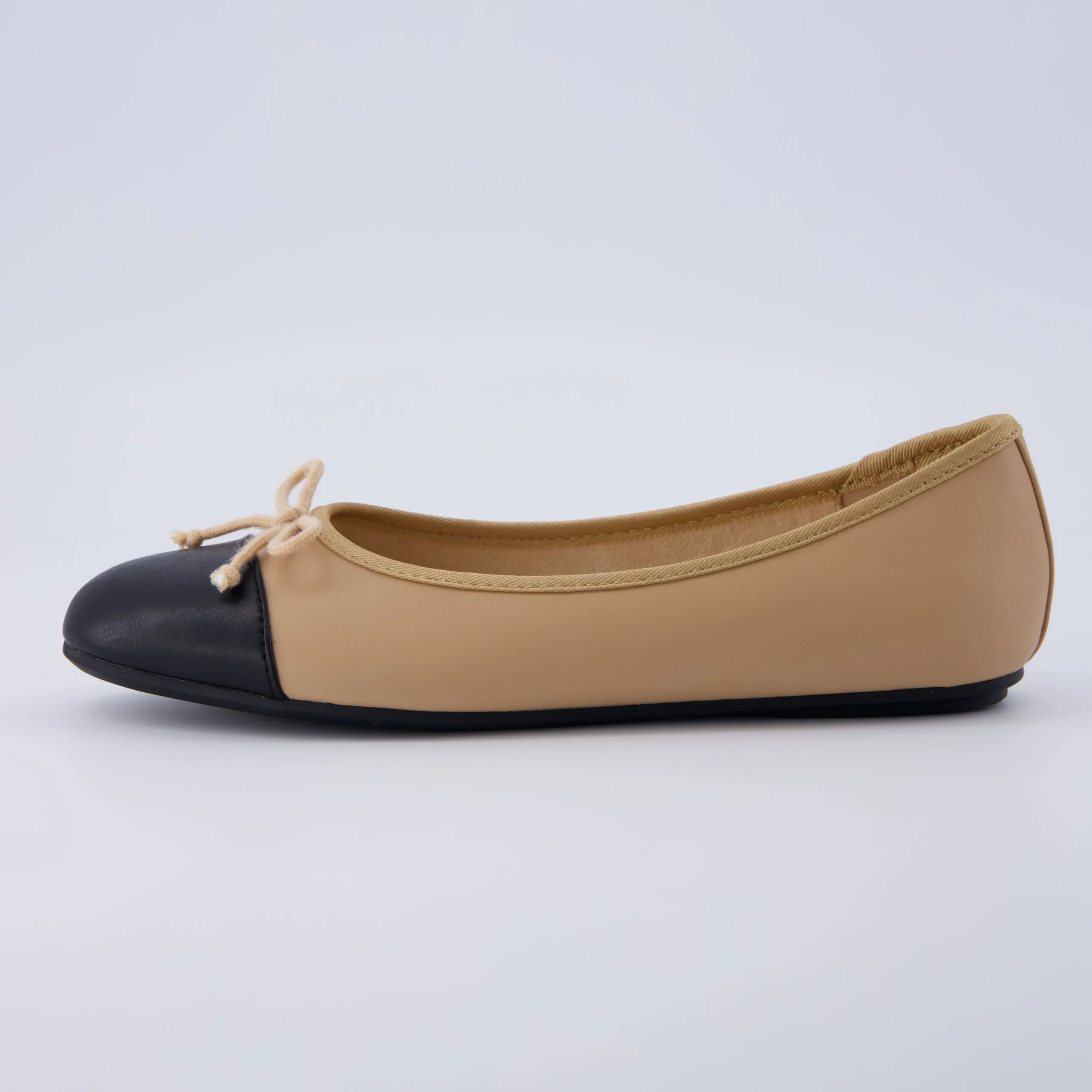 Casuals | Ballet Flats>Cushionaire Cardi Cap Toe Flat