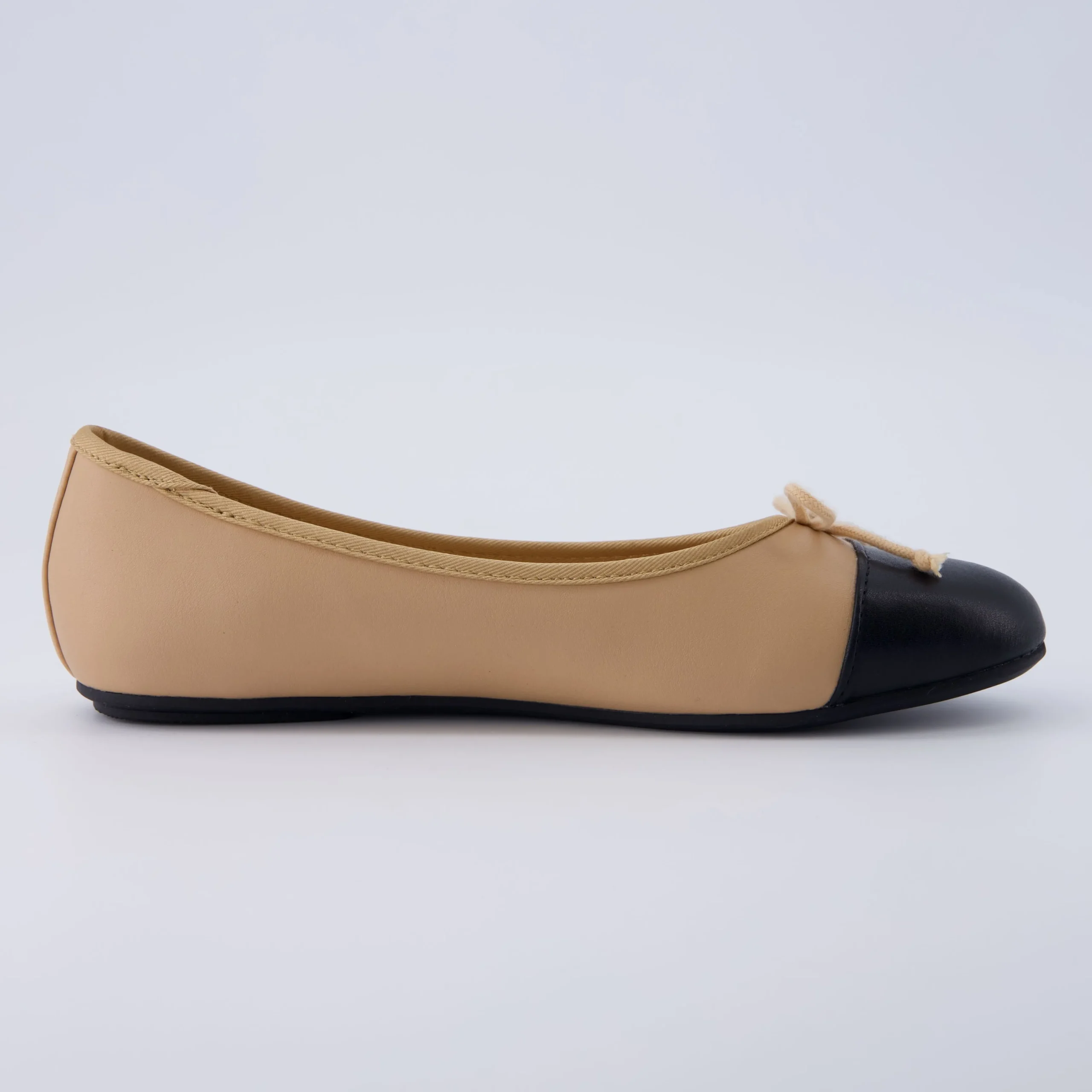 Casuals | Ballet Flats>Cushionaire Cardi Cap Toe Flat