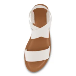 Flat Sandals><noscript><img width=