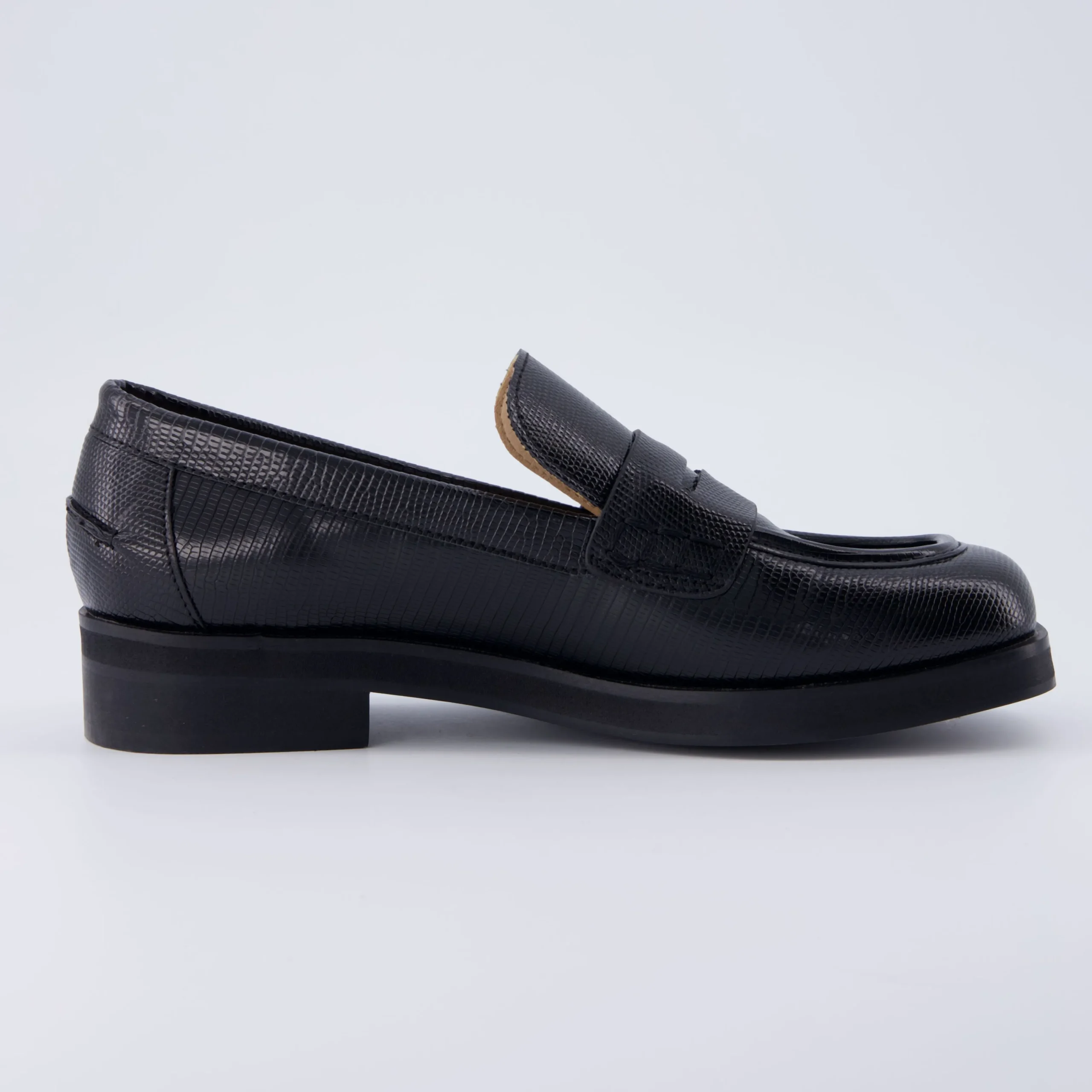 Loafers | Casuals>Cushionaire Charade Penny Loafer