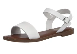 Flat Sandals><noscript><img width=