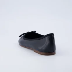 Casuals | Ballet Flats><noscript><img width=