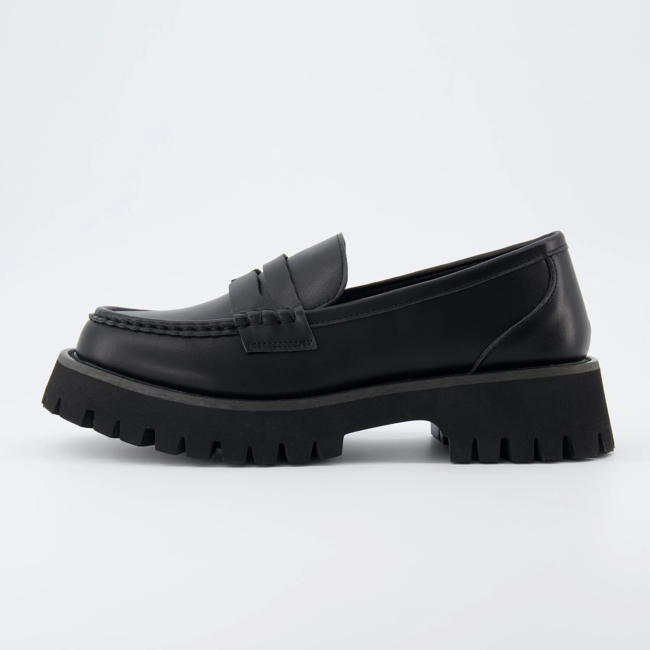 Loafers | Casuals>Cushionaire Dublin Slip On Loafer