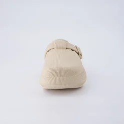 Slippers | Clogs & Mules><noscript><img width=