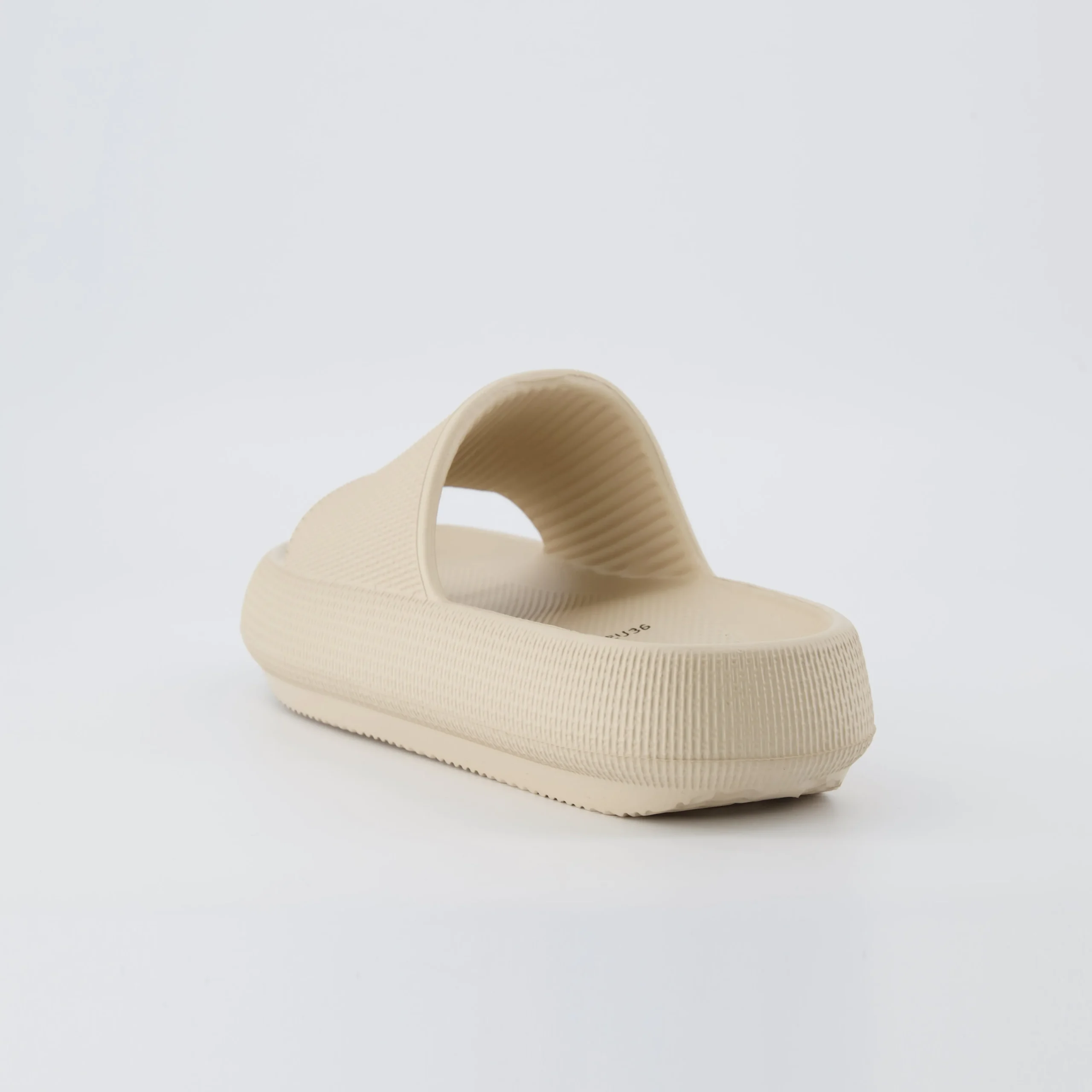 Slide Sandals>Cushionaire Feather Cloud Slide