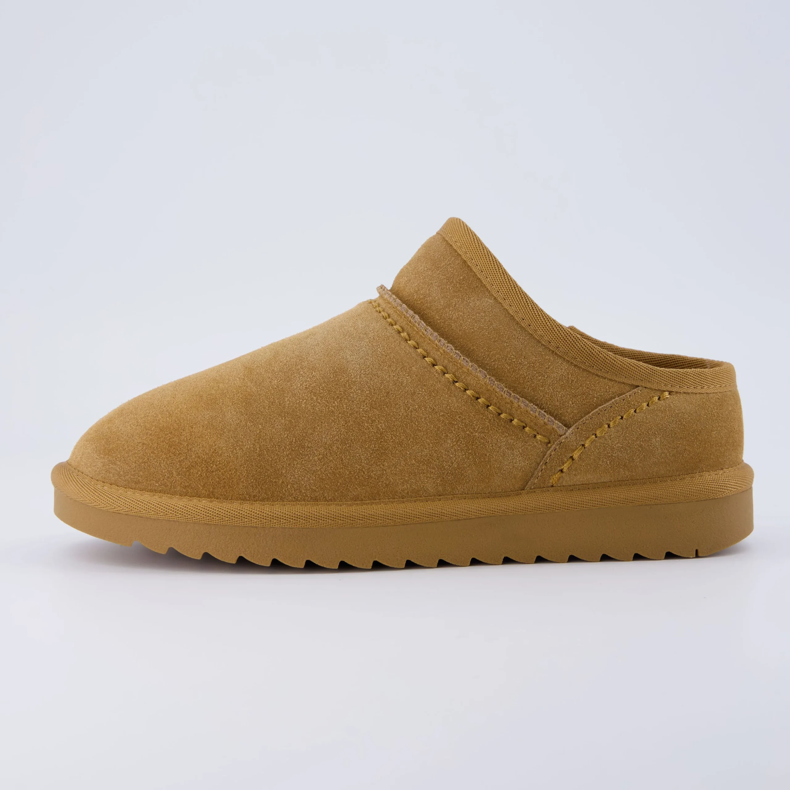 Slippers | Clogs & Mules>Cushionaire Hilo 2 Suede Cozy Mule