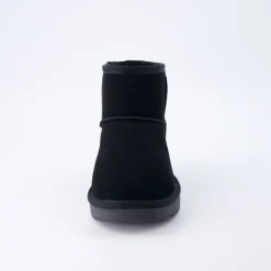 Cozy Boots | Booties><noscript><img width=