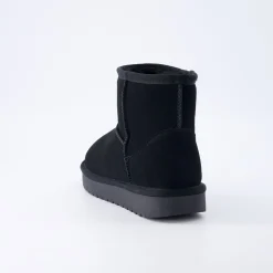 Cozy Boots | Booties><noscript><img width=