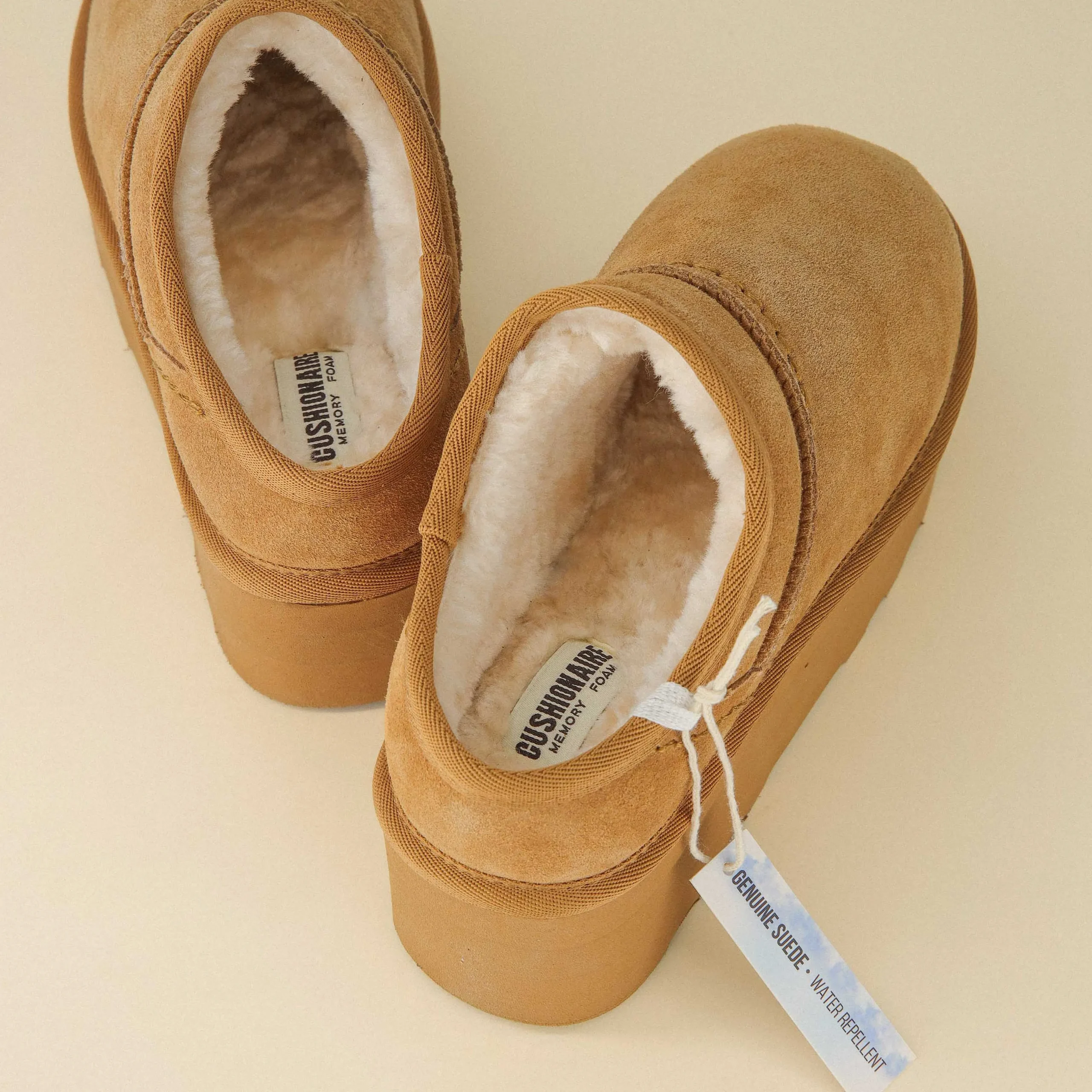Slippers | Clogs & Mules>Cushionaire Huggy Cozy Platform Mule