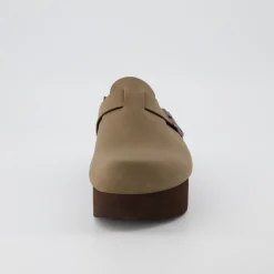Platform Sandals | Clogs & Mules><noscript><img width=