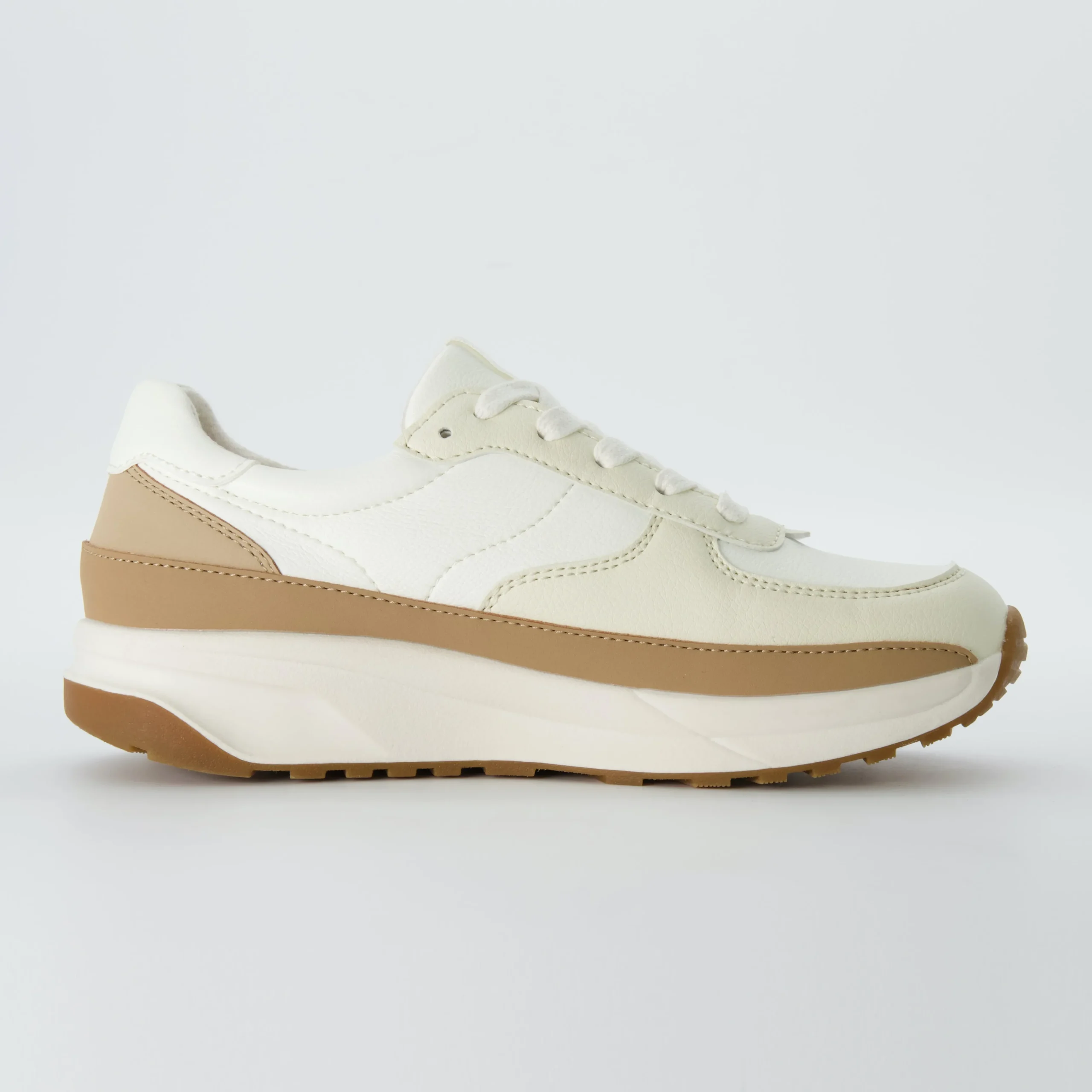 Fashion Sneakers | Sneakers>Cushionaire Score Lace-up Sneaker