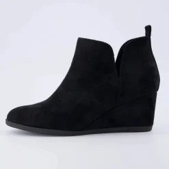 Booties>Cushionaire Tito Wedge Bootie