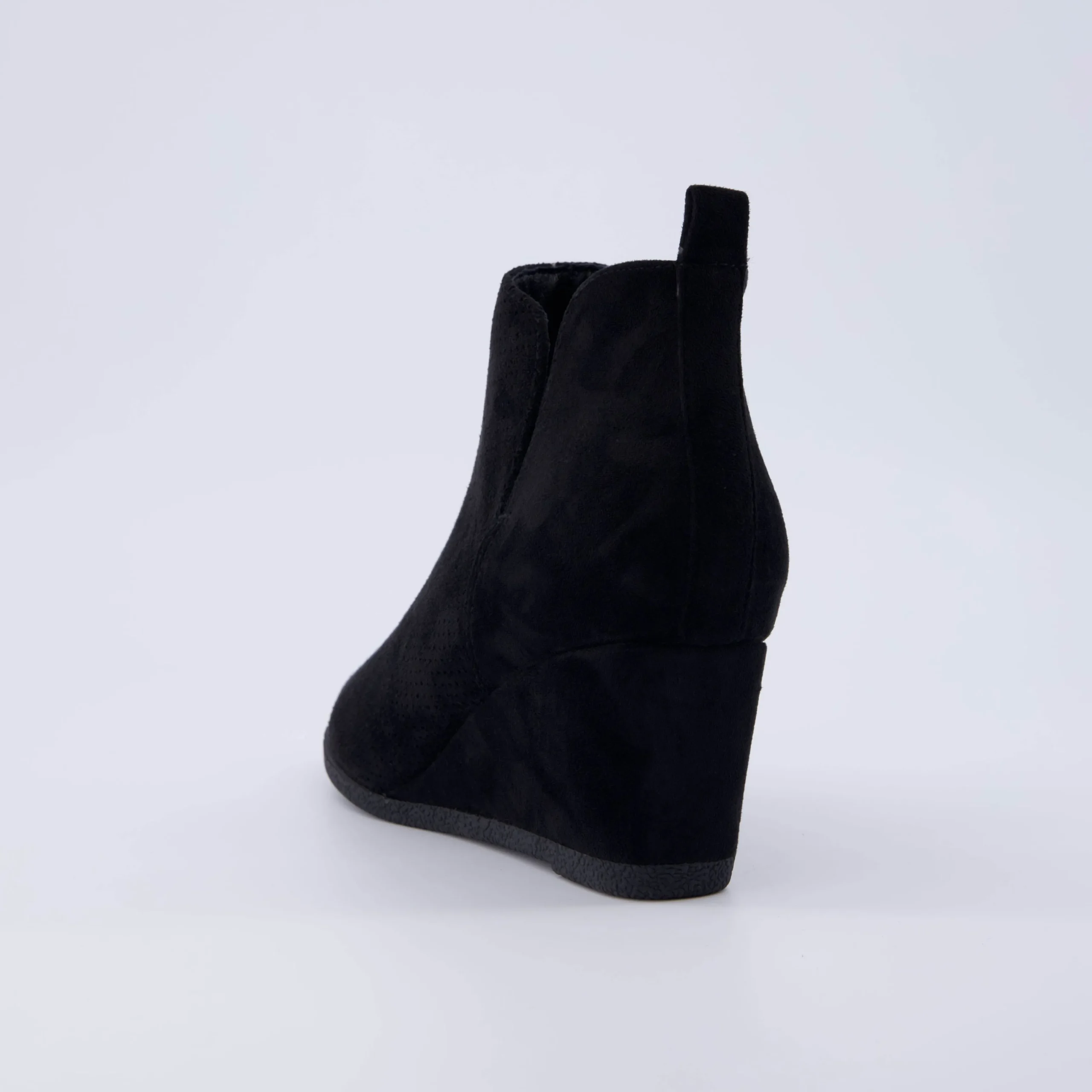 Booties>Cushionaire Tito Wedge Bootie