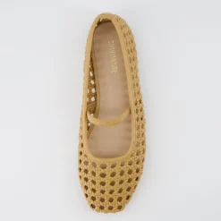 Mary Janes | Casuals><noscript><img width=
