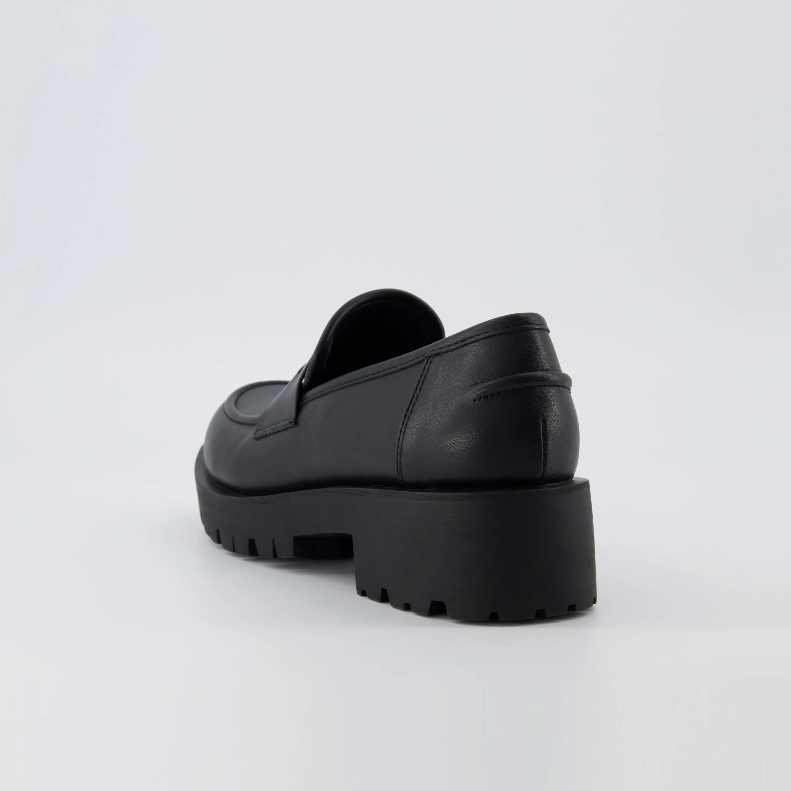Loafers | Casuals>Cushionaire Wonder Lug Sole Loafer