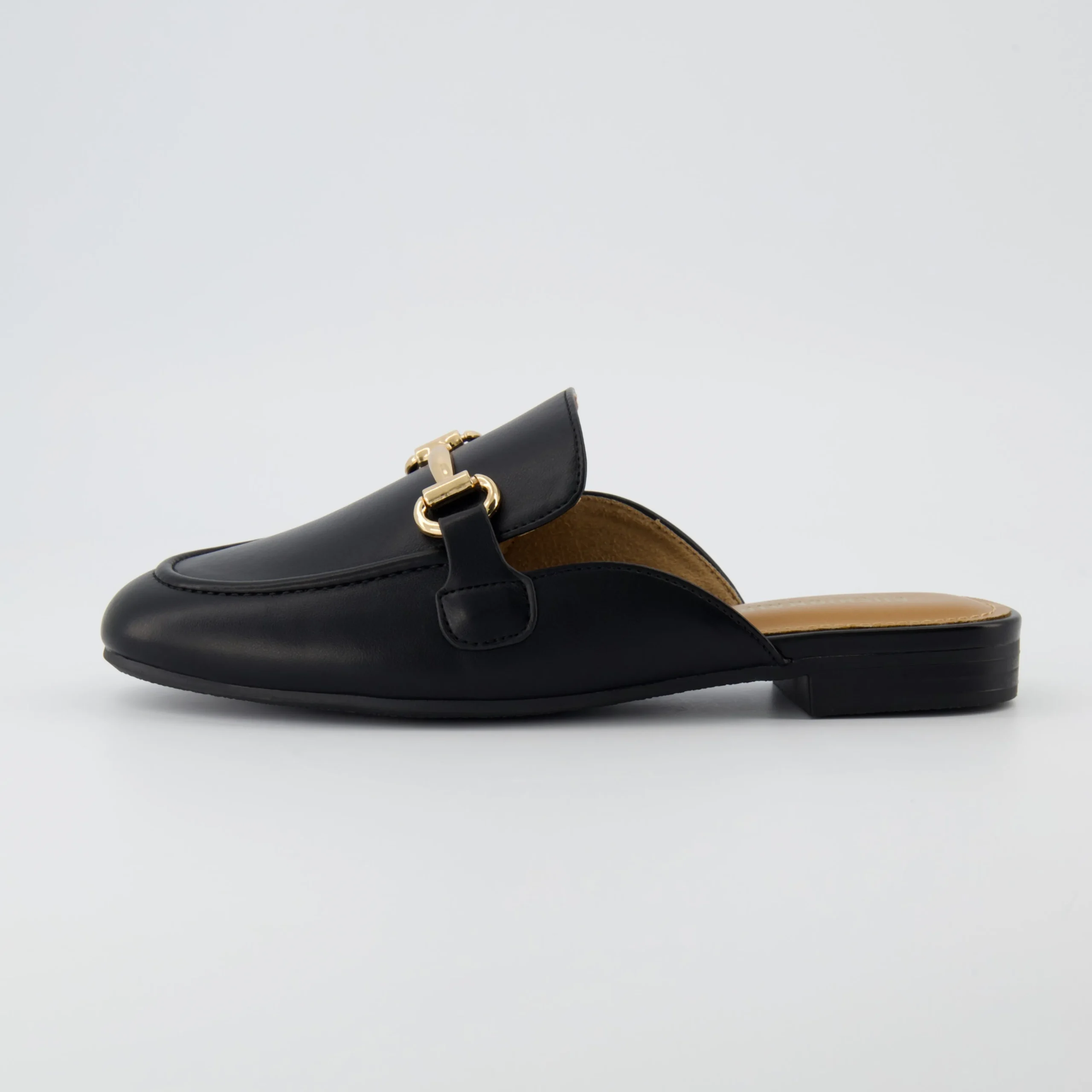Clogs & Mules | Casuals>Cushionaire Yates Buckle Slip On Mule